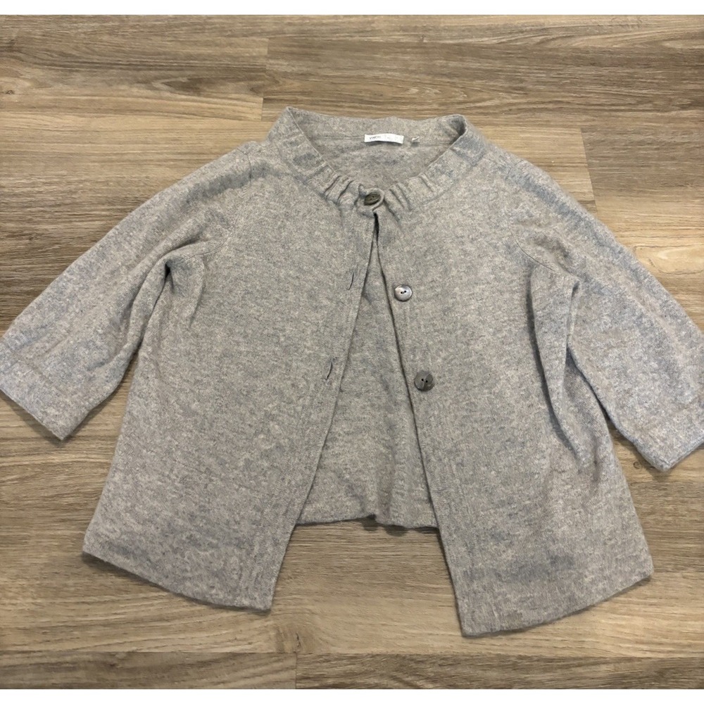 Vince Gray Crewneck 100% Cashmere Cardigan Sweater Medium Button 3/4 Sleeve